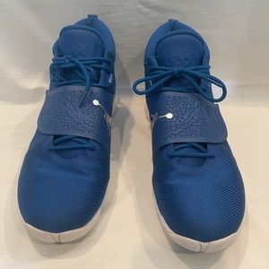 Air Jordan Superfly sneakers